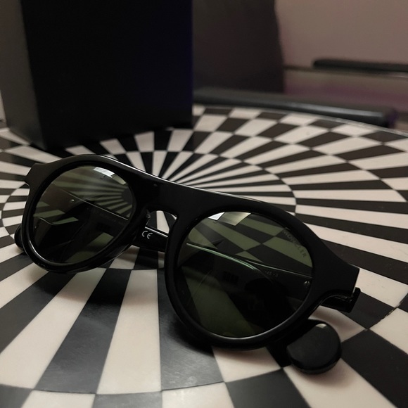 Authentic Moncler Sunglasses (with case, cleaning cloth, and authenticity card) - Picture 10 of 12